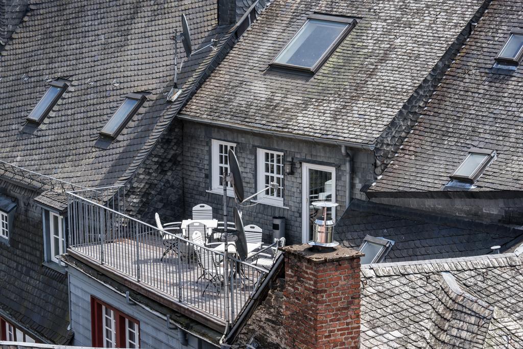 Horchem Hotel-Restaurant-Cafe-Bar Monschau Exterior photo